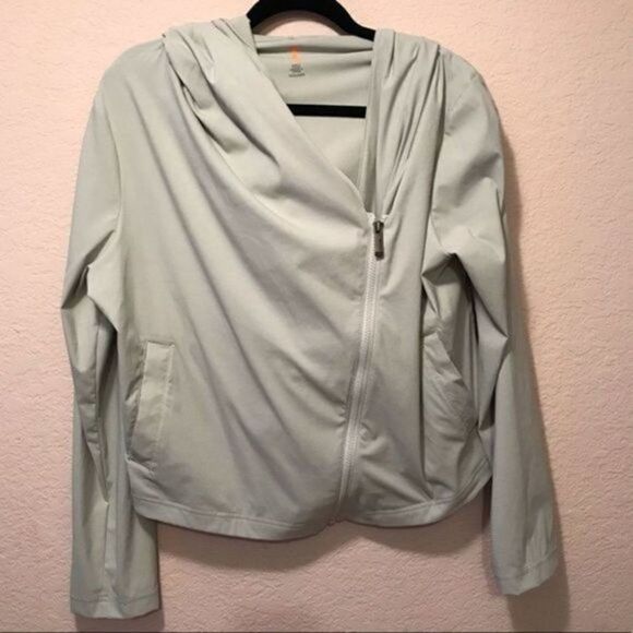 NWOT.Lucy Zip Up Hoodie. Size Large. - Picture 3 of 8